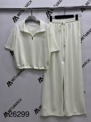 Костюми жіночі оптом