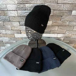 Шапки підліткові оптом