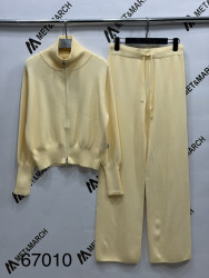 Костюмы женские оптом 97685432 67010-29
