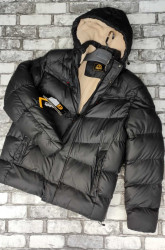 Куртки зимние мужские на меху (черный) оптом Китай 13728640 02-27
