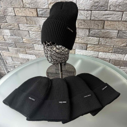 Шапки жіночі оптом 