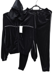 Спортивні костюми жіночі оптом