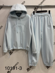 Спортивні костюми жіночі на плюші оптом