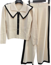 Костюми жіночі оптом --