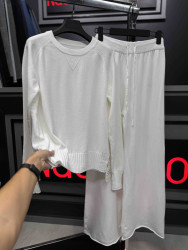 Костюми жіночі оптом 