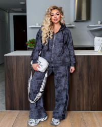 Спортивні костюми жіночі оптом