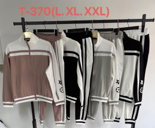 Спортивні костюми жіночі оптом