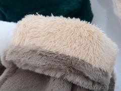 Варежки, Королева оптом CAP 50-282Ж варежка травка mix