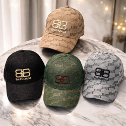 Кепки жіночі оптом