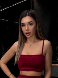 Топи жіночі оптом