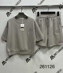 Спортивні костюми жіночі оптом