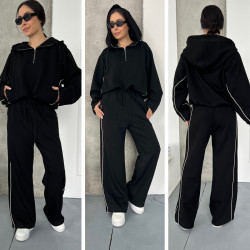 Спортивні костюми жіночі оптом