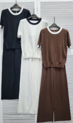 Костюми жіночі оптом