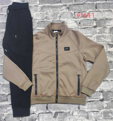 Спортивні костюми чоловічі оптом