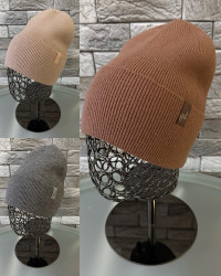 Шапки жіночі оптом CAP