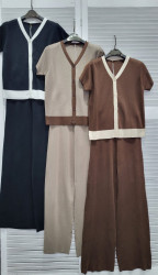 Костюми жіночі оптом