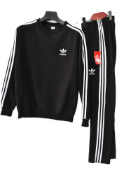 Спортивні костюми чоловічі оптом