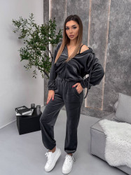 Спортивні костюми жіночі оптом