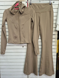 Спортивні костюми жіночі оптом