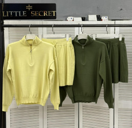 Костюми жіночі оптом