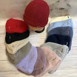 Шапки жіночі оптом