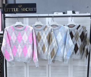 Светри жіночі оптом --