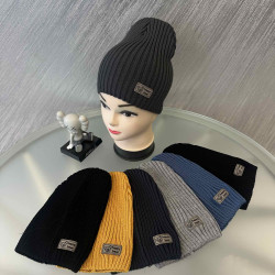 Шапки підліткові оптом