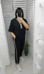 Спортивні костюми жіночі оптом ---