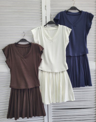 Костюми жіночі оптом