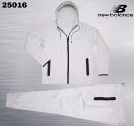 Спортивні костюми чоловічі оптом