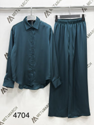 Костюми жіночі оптом