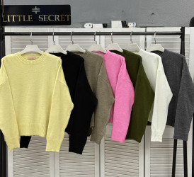 Светри жіночі оптом --