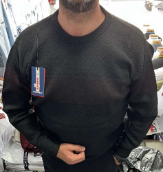 Светри чоловічі оптом