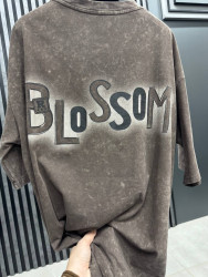 Футболки жіночі оптом ---