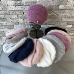 Шапки жіночі оптом