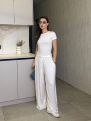 Костюми жіночі оптом