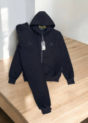 Спортивні костюми чоловічі оптом