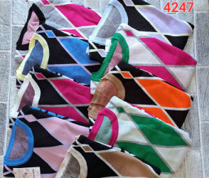 Светри жіночі оптом 