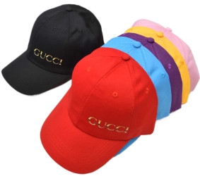 Кепки жіночі оптом