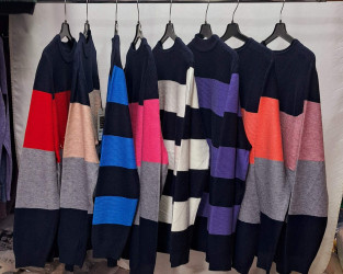 Светри жіночі БАТАЛ оптом  