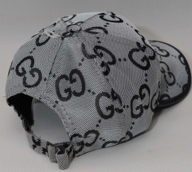 Кепки жіночі оптом ---