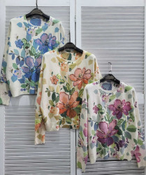 Светри жіночі оптом