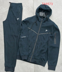 Спортивні костюми чоловічі оптом