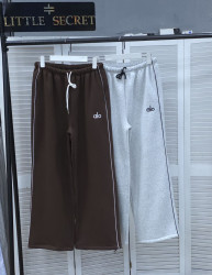 Спортивні штани жіночі на флісі (шоколад) оптом --