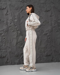 Спортивні костюми жіночі оптом