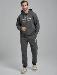 Спортивні костюми чоловічі оптом -- 