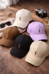 Кепки жіночі оптом