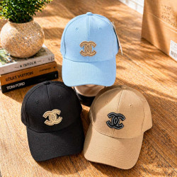 Кепки жіночі оптом