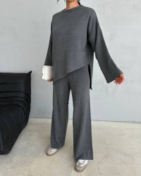 Костюми жіночі оптом