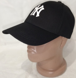 Кепки чоловічі оптом